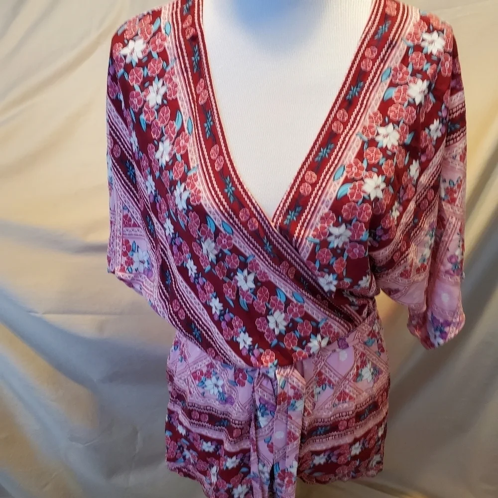 Lulu's V-Neck Boho Short Romper SZ SM - Picture 2 of 8